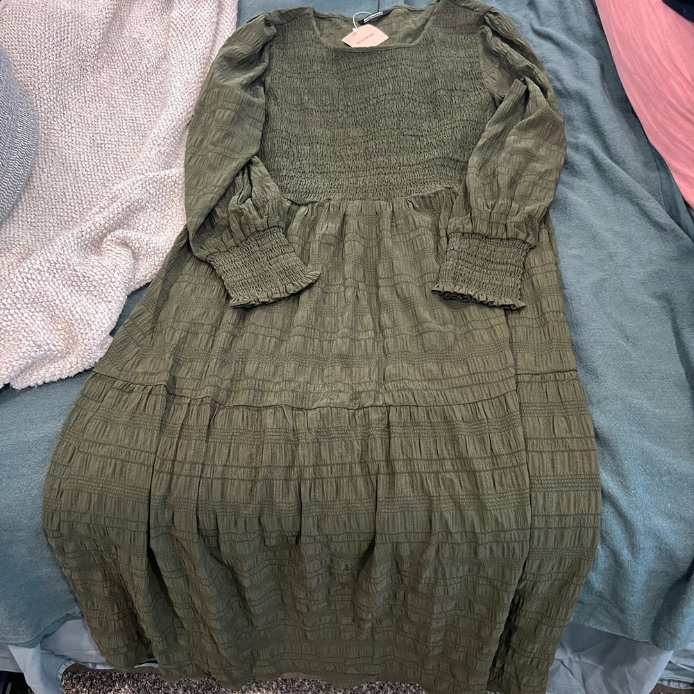 BloomChic long sleeve dress.